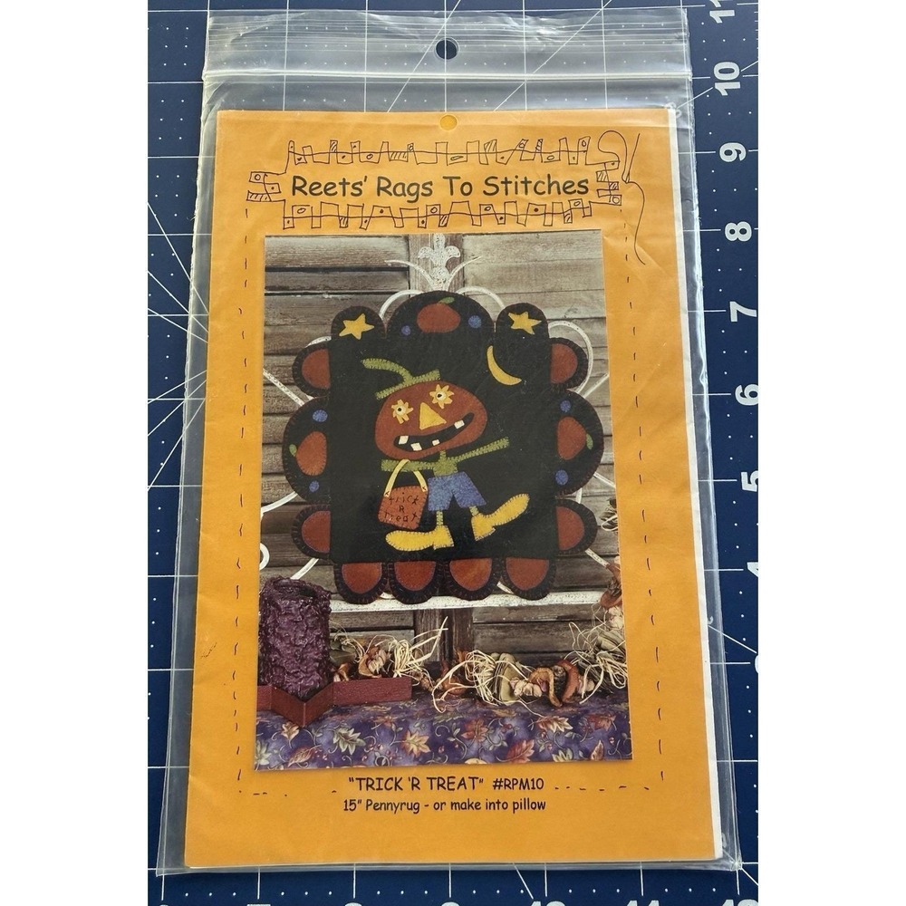 Trick R' Treat 15" Halloween Pennyrug Or Pillow Pattern Reets' Rags To Stitches‎ - Picture 4 of 5
